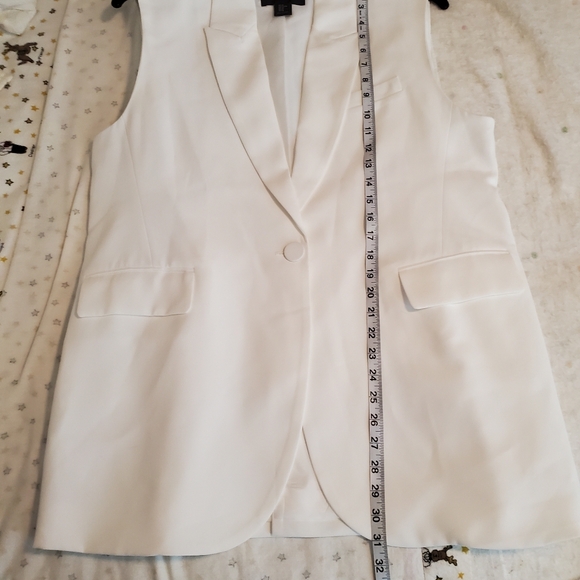 Tahari Long Notched Lapel Sleeveless Blazer Jacket Vest, XL, White - Picture 10 of 13